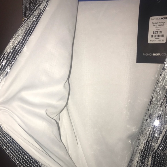 NYE- Fashion nova sequins dress - Picture 2 of 8